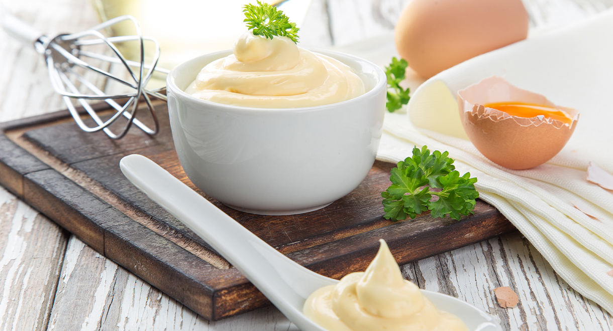 Quick And Easy Homemade Mayonnaise