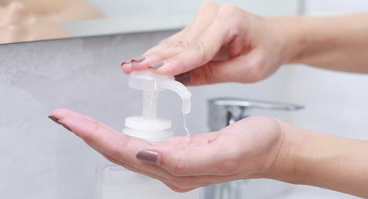 Pregnant Women Should Avoid Using Antibacterial Soaps
