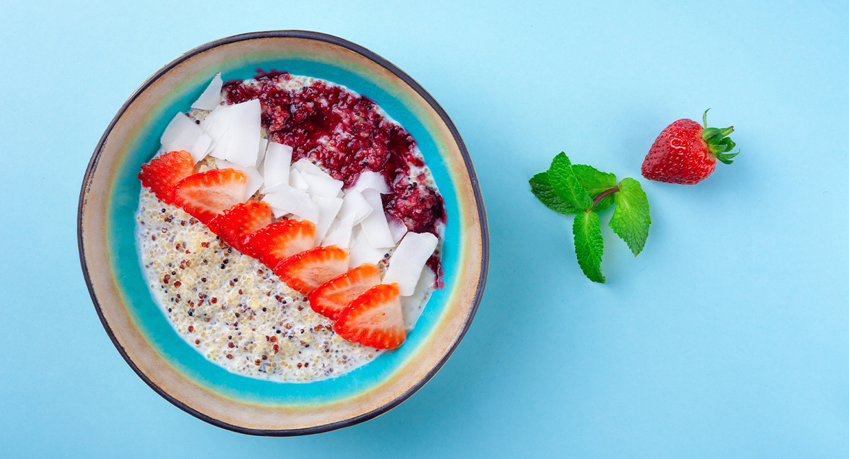 Quinoa Strawberry High Protein Porridge