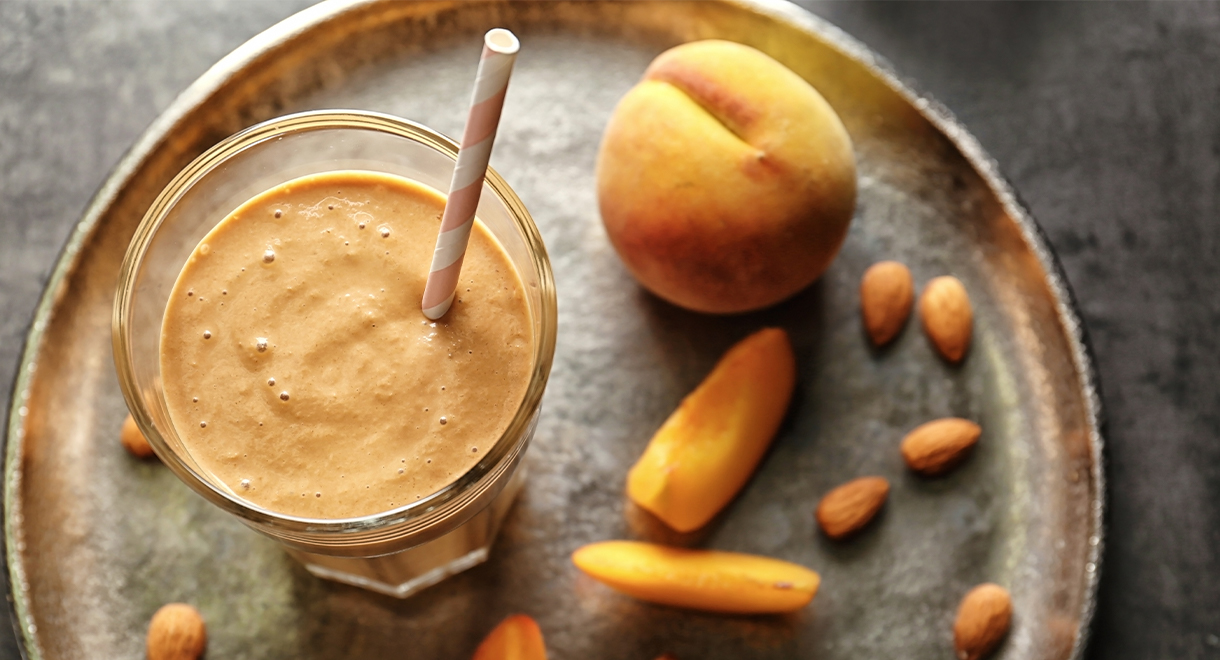 Breakfast Peach And Almond Smoothie