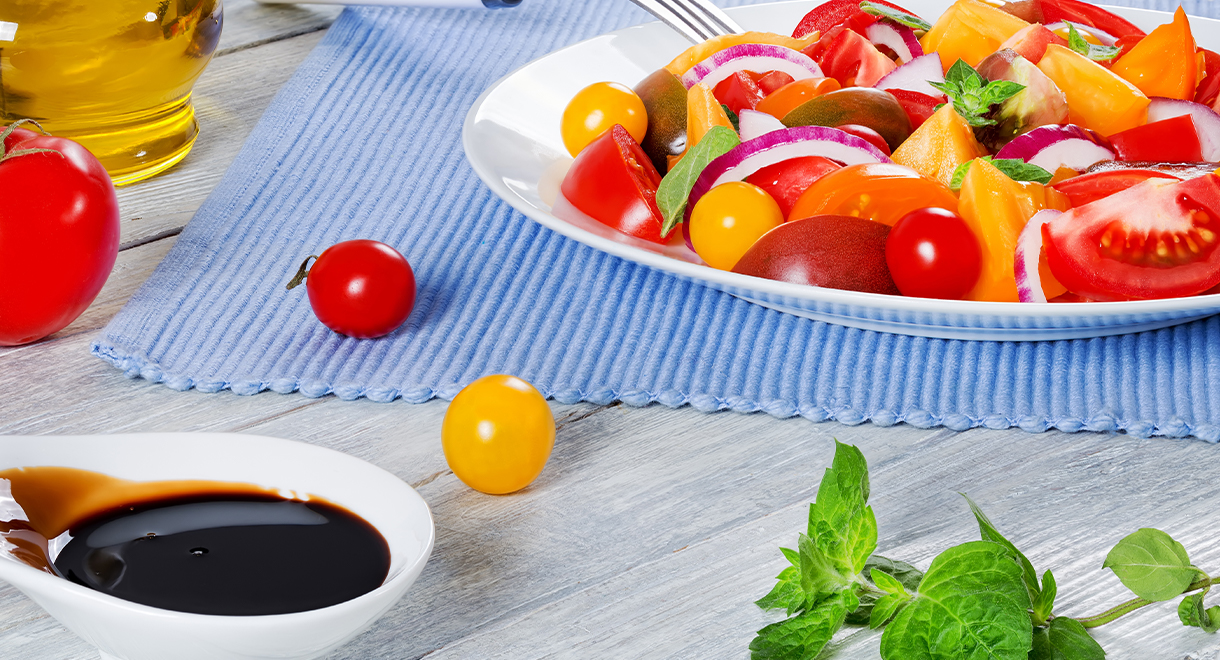 Refreshing Tomato And Mint Salad